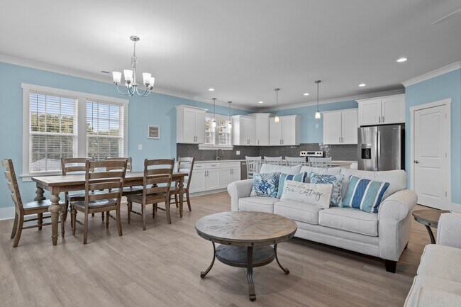 Building Photo - 5603 Sound Dr