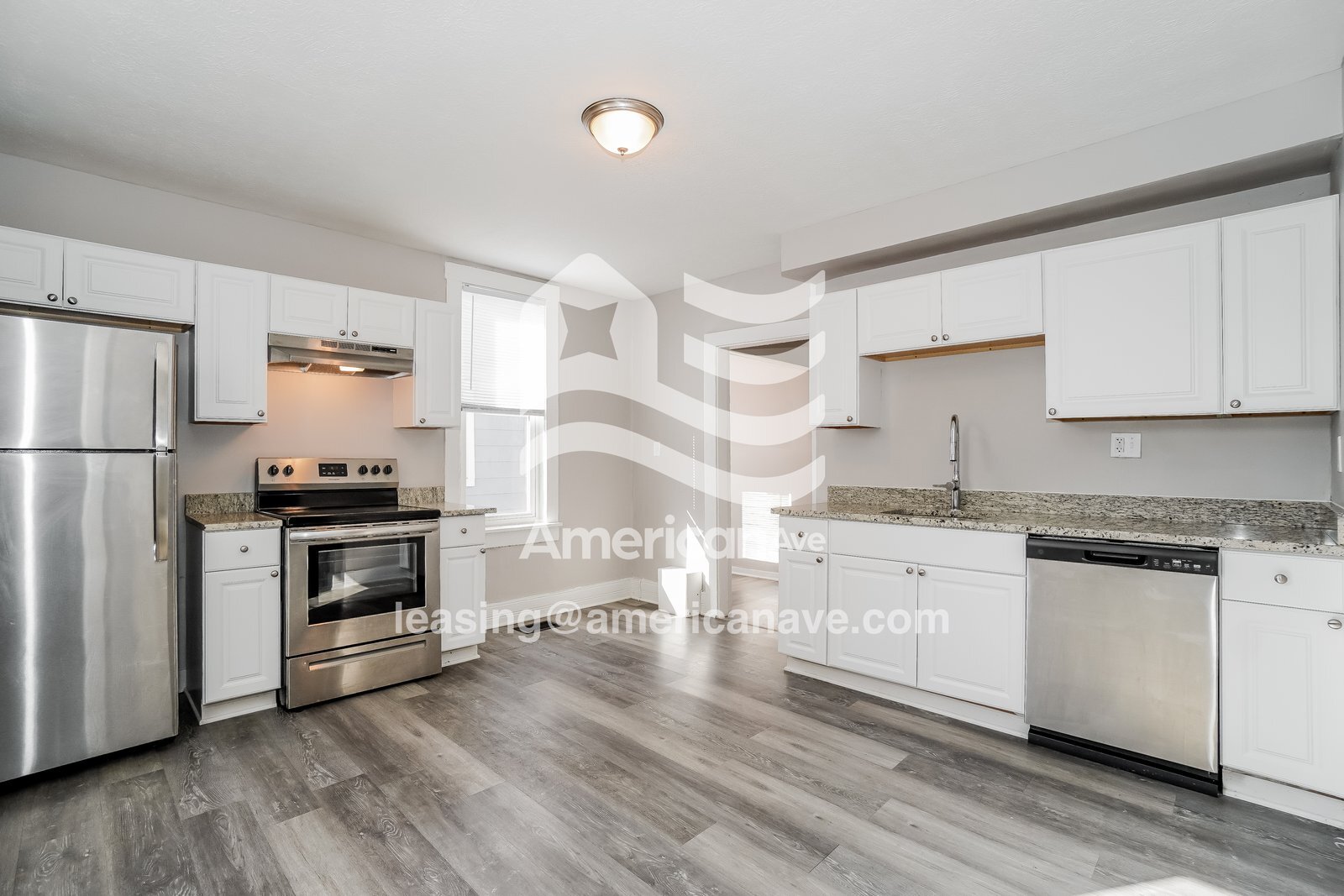 Building Photo - 602 King St