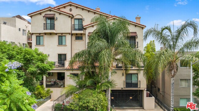 Building Photo - 1146 Hacienda Pl