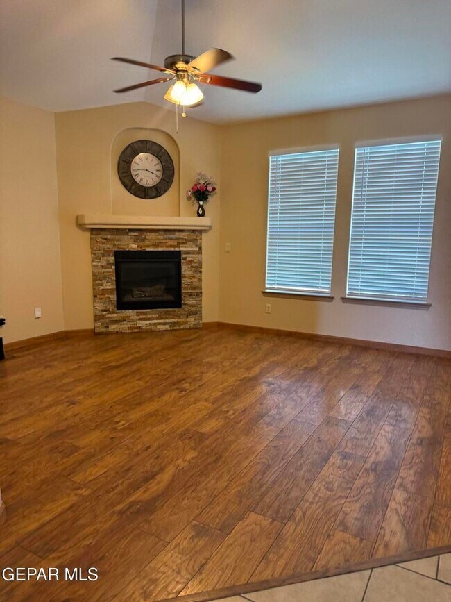 Building Photo - 14422 Coyote Trail