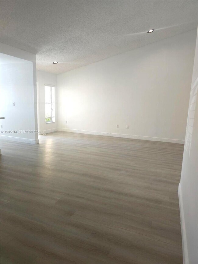 Building Photo - 5571 NW 188th St