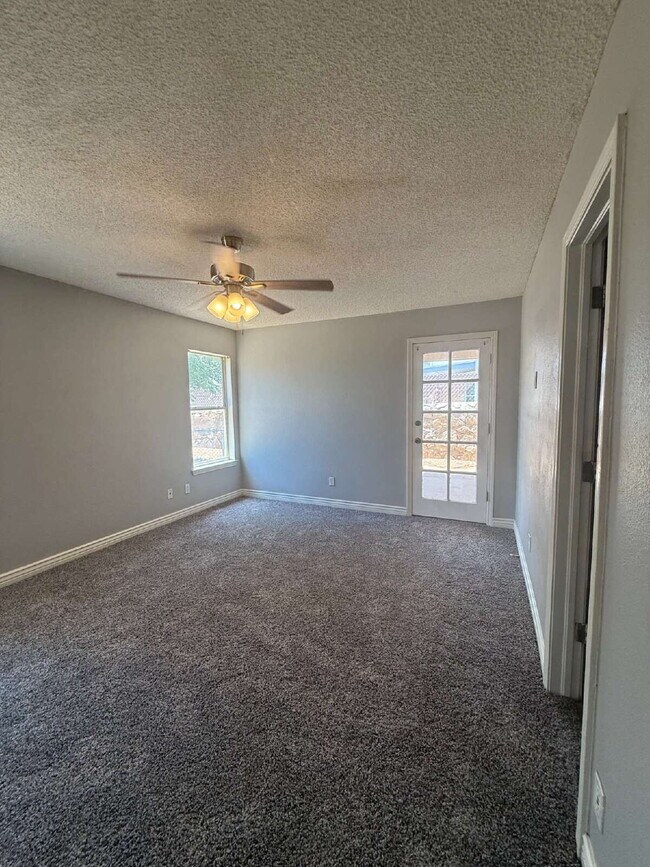 Building Photo - Discover this beautifully designed one-story home featuring 4 spacious bedrooms, 2 bathrooms in N...