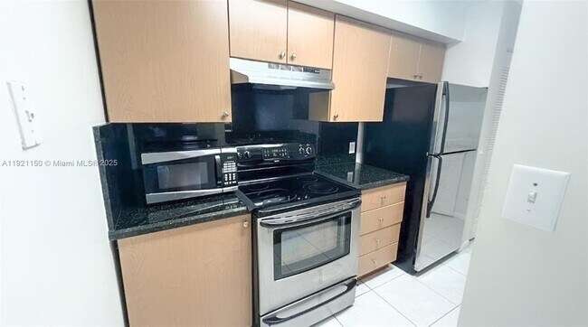 Primary Photo - 630 S Park Rd