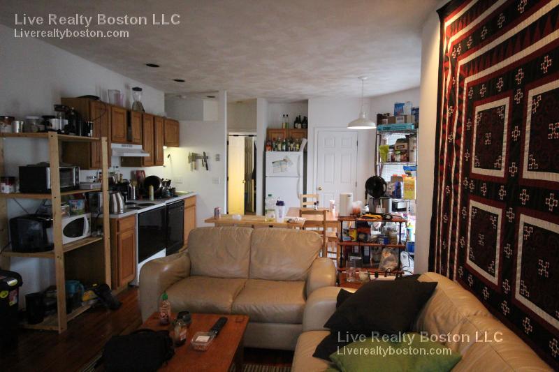 Building Photo - 58 Mansfield St