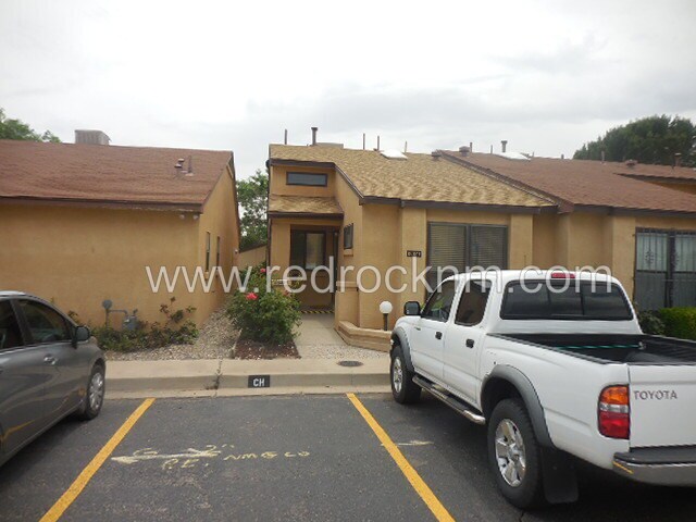 Primary Photo - Single Story 2BR/2BTH Townhome in Rio Rancho!
