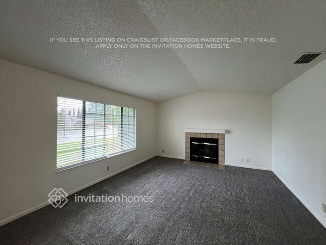 Building Photo - 7905 Wintergreen Dr