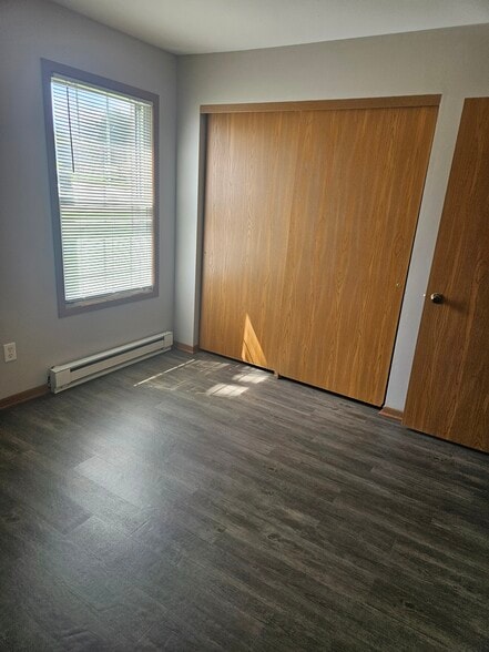 Building Photo - 2035 Sylvan Way
