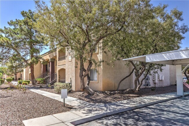 Building Photo - 7885 W Flamingo Rd