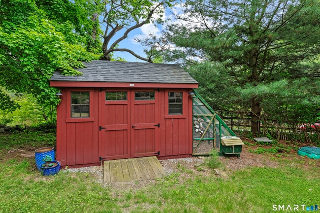 Building Photo - 917 Hopewell Rd