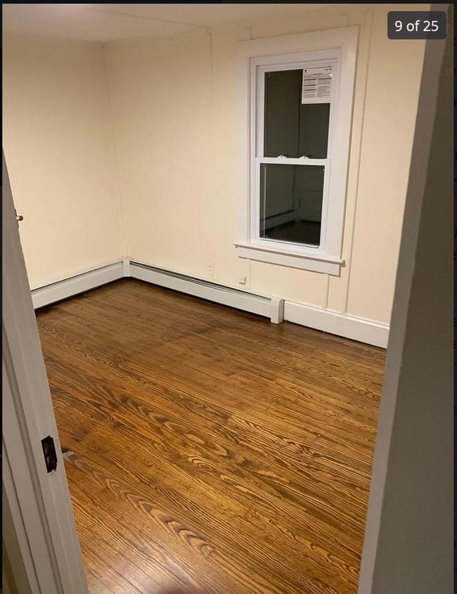 Building Photo - 11A Point Pleasant Rd