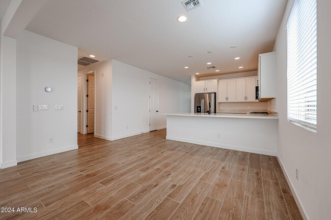 Building Photo - 17285 W Alexandria Way