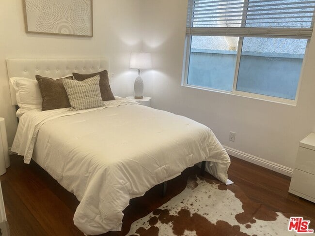 Building Photo - 2152 Parnell Ave