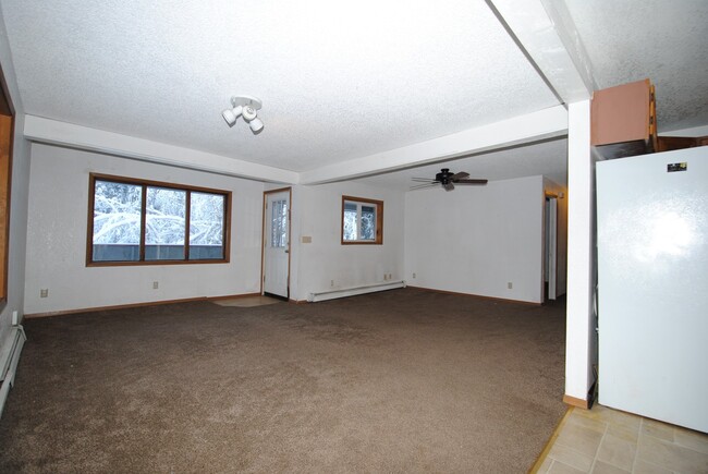 Building Photo - 795 Keeling Rd