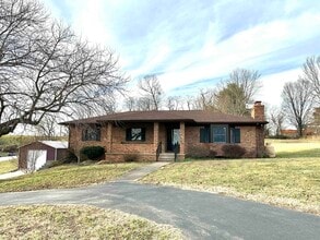 Building Photo - 7269 KY-405