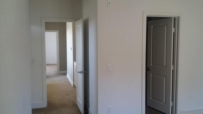 Building Photo - 1660 Fairlead Ave