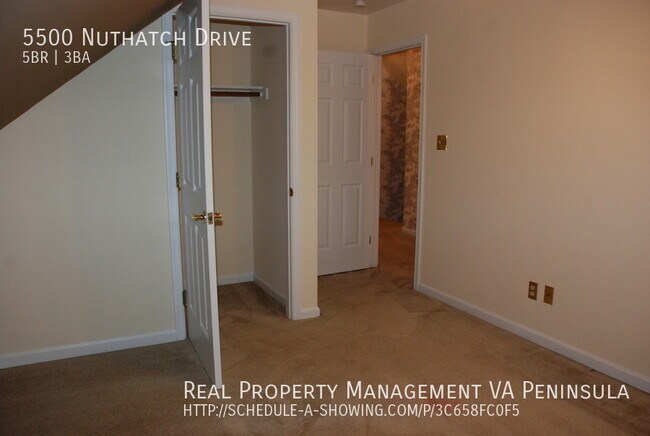 Building Photo - Spacious 5 bedrooms house in Rolling Woods...