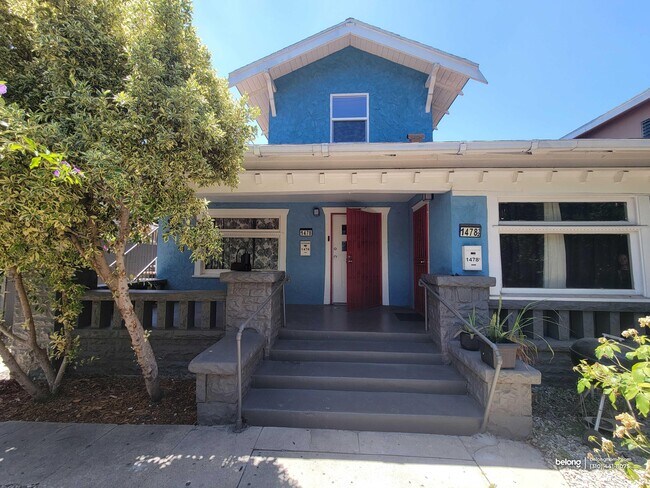 Building Photo - 1474 W Vernon Ave