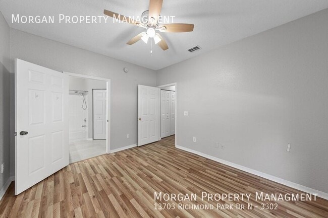 Building Photo - 13703 Richmond Park Dr N