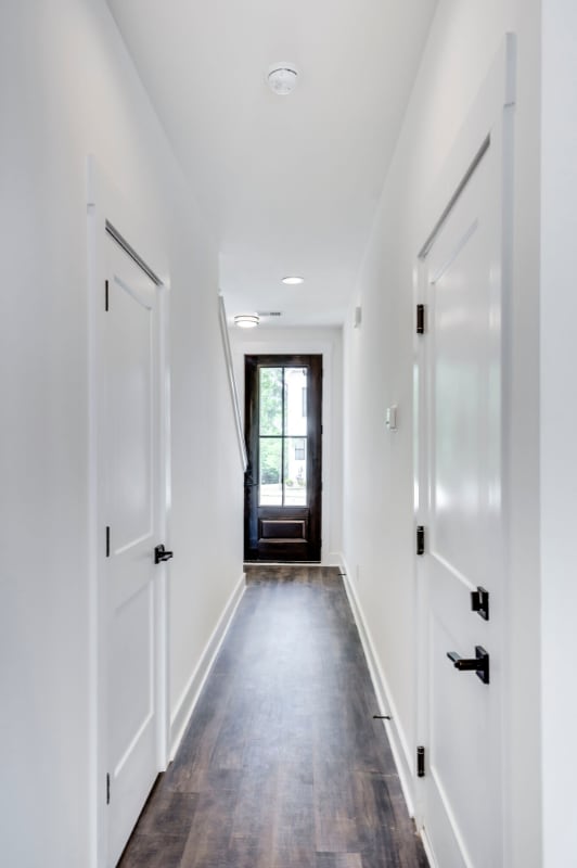 Building Photo - 518 Taffy Wy