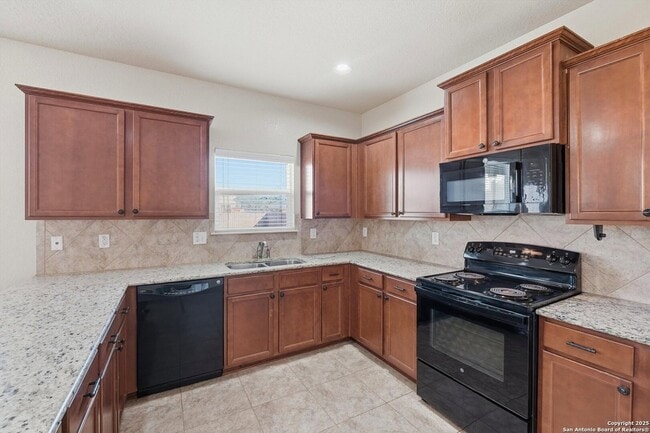 Building Photo - 11647 Zinnia Fields