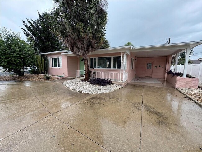 Building Photo - 353 81st Ave