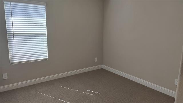 Building Photo - 3710 Canyon Dr