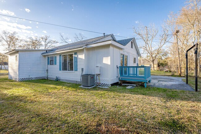 Building Photo - Fully remodeled home for rent!