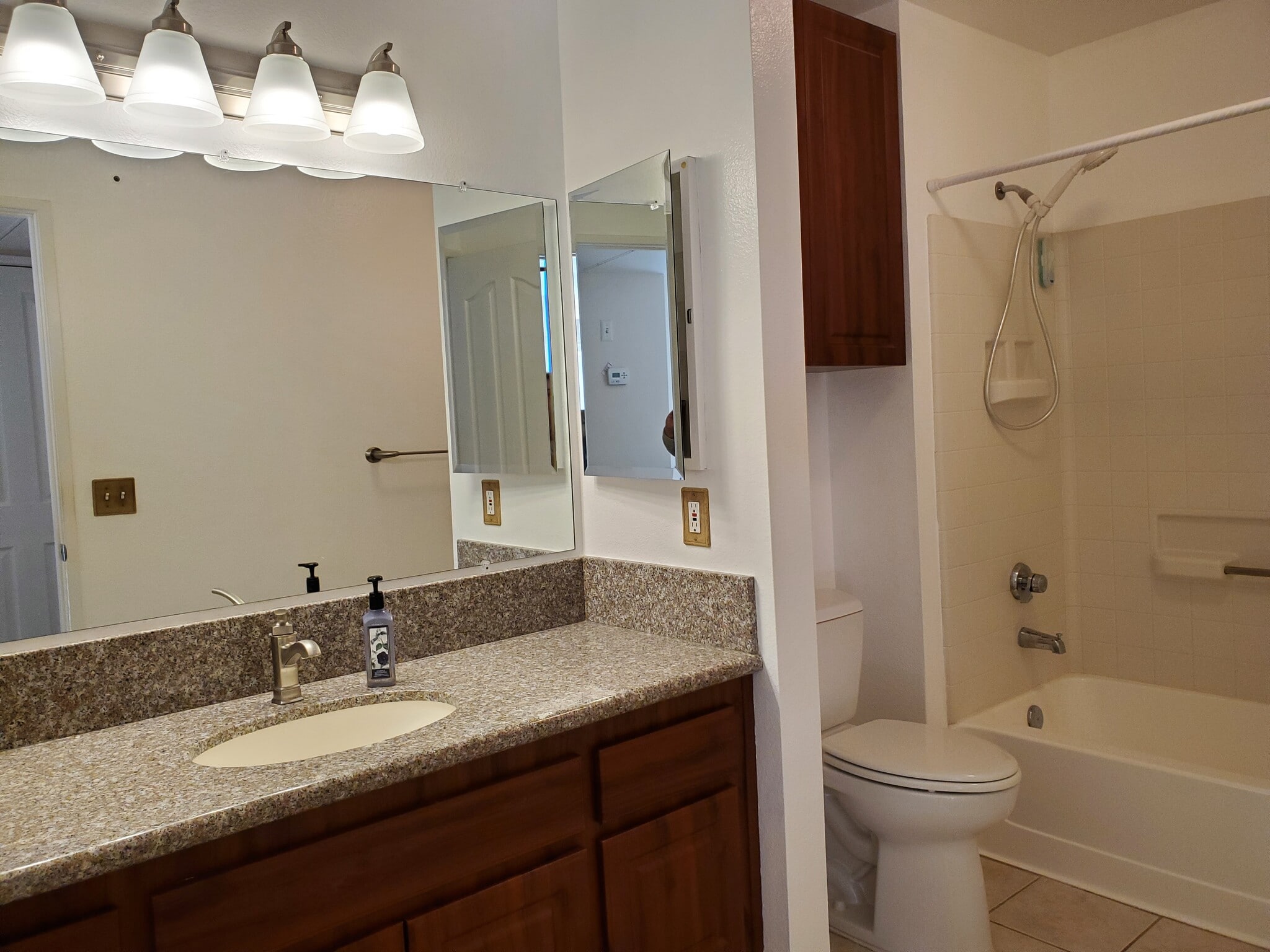 Building Photo - 17161 Alva Rd