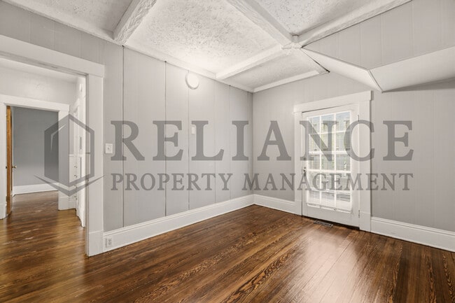 Building Photo - 111 N Clifton Ave