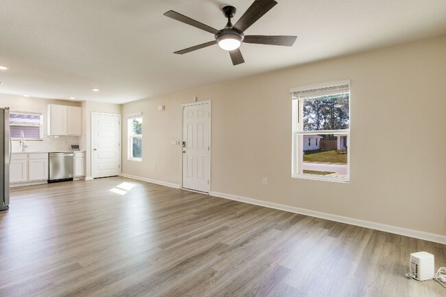 Building Photo - 2528 Sutton Pl Dr