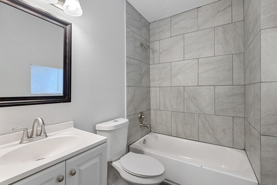 Building Photo - 7307 Avenue H