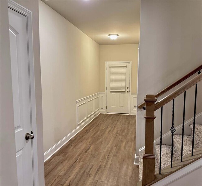 Building Photo - 480 Rockfern Ct
