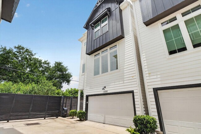 Building Photo - 1526 Ojeman Rd