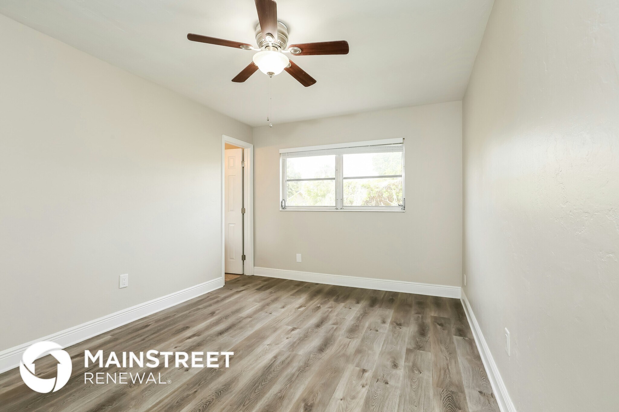 Building Photo - 2231 Lotus Rd