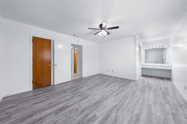 Building Photo - 924 Imperial Dr