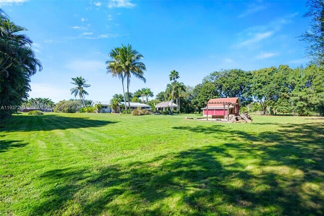 Building Photo - 5300 SW 162nd Ave