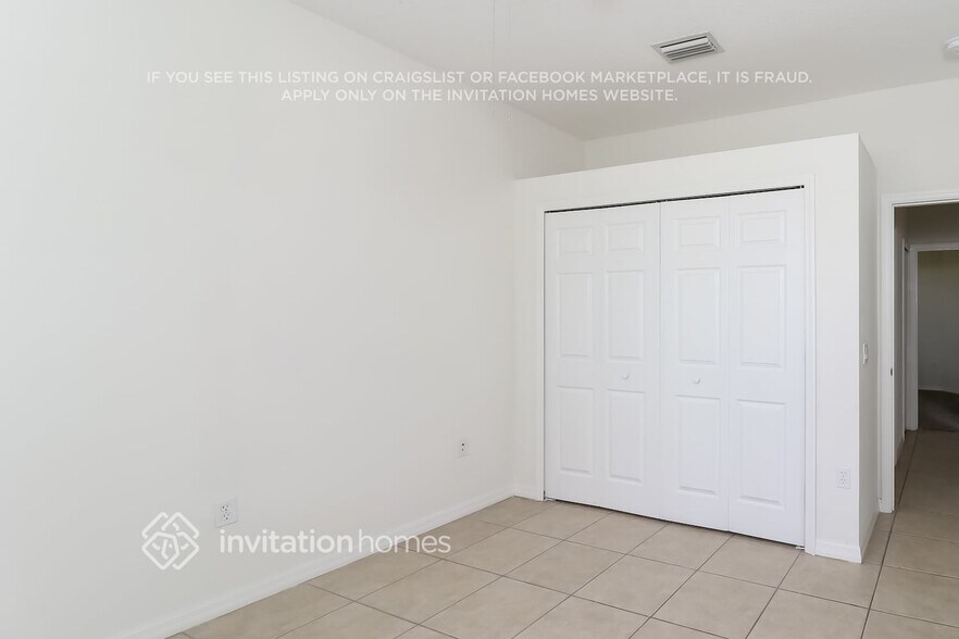 Building Photo - 15315 Blue Fish Cir