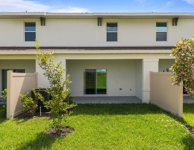 Building Photo - 12869 SW Forli Wy