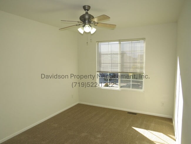 Building Photo - Beautiful 3-Bedroom House in Eastern Color...