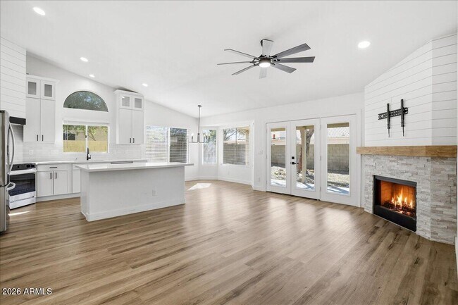 Building Photo - 3743 W Shannon St