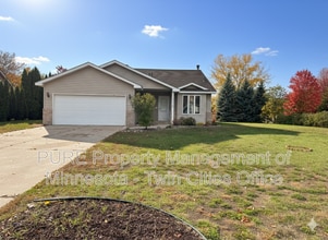 Building Photo - 14748 Fluorine St NW