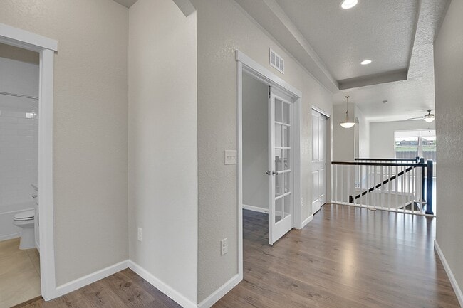 Building Photo - $2,895.00 - 4 Bedrooms, 2 Bathroom, Single...