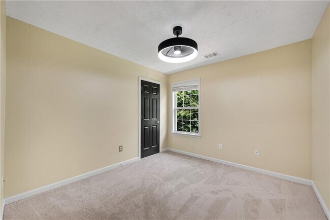 Building Photo - 1735 Berry Ct