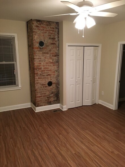 Bedroom 1 - 36 Cowan St