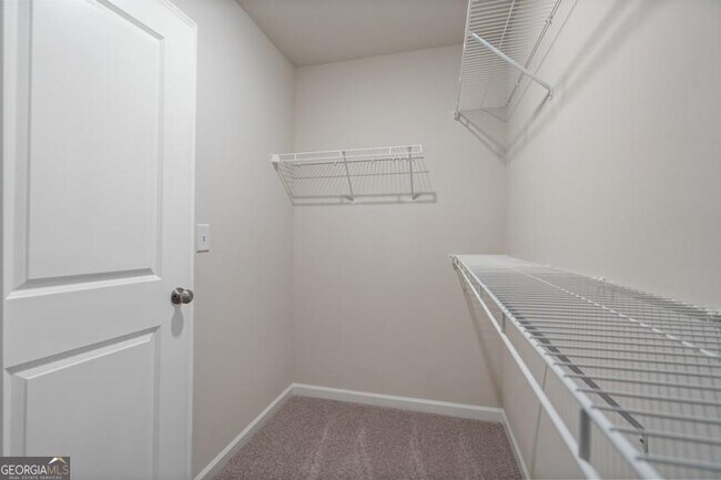 Building Photo - 225 Matson Run