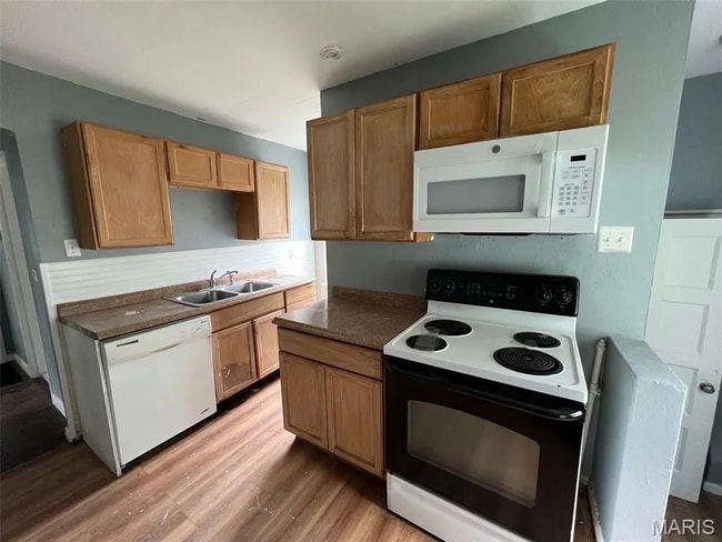 Building Photo - 853 Nassau Dr