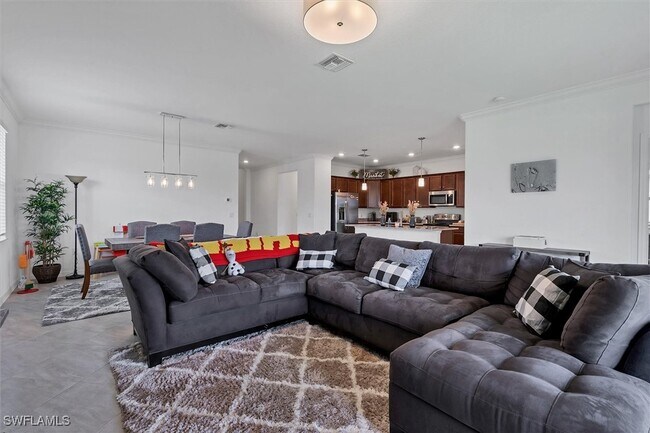 Building Photo - 14672 Cantabria Dr