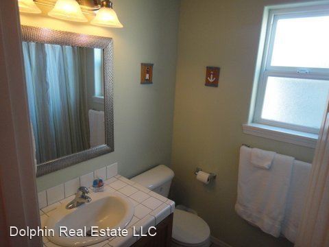 Building Photo - 3 br, 3 bath House - 616 NW 9th St.