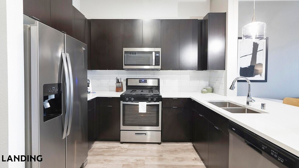 Building Photo - 3150 W Twain Ave