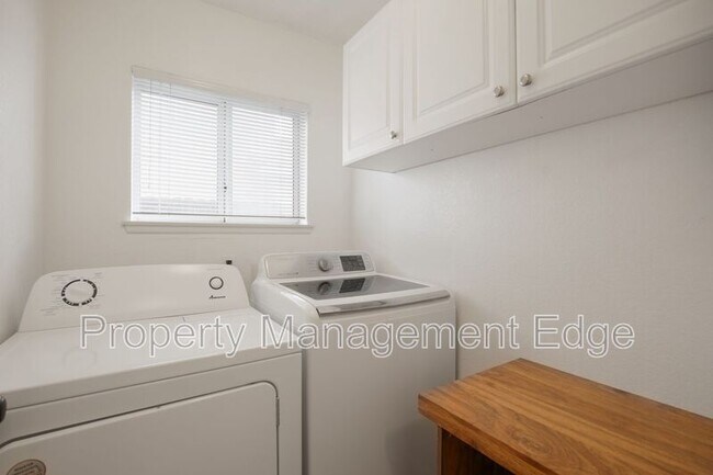 Building Photo - 30352 Sierra Madre Dr